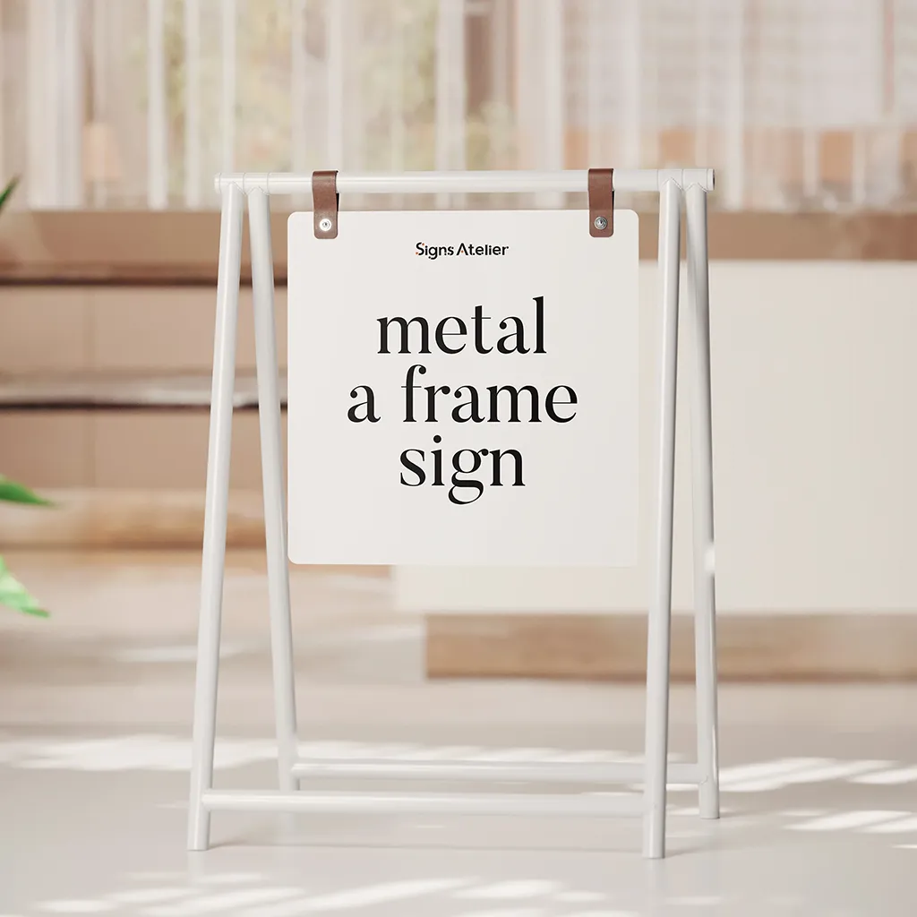 beyaz toz boyalı metal ayaklı kaldırım tabelası görseli